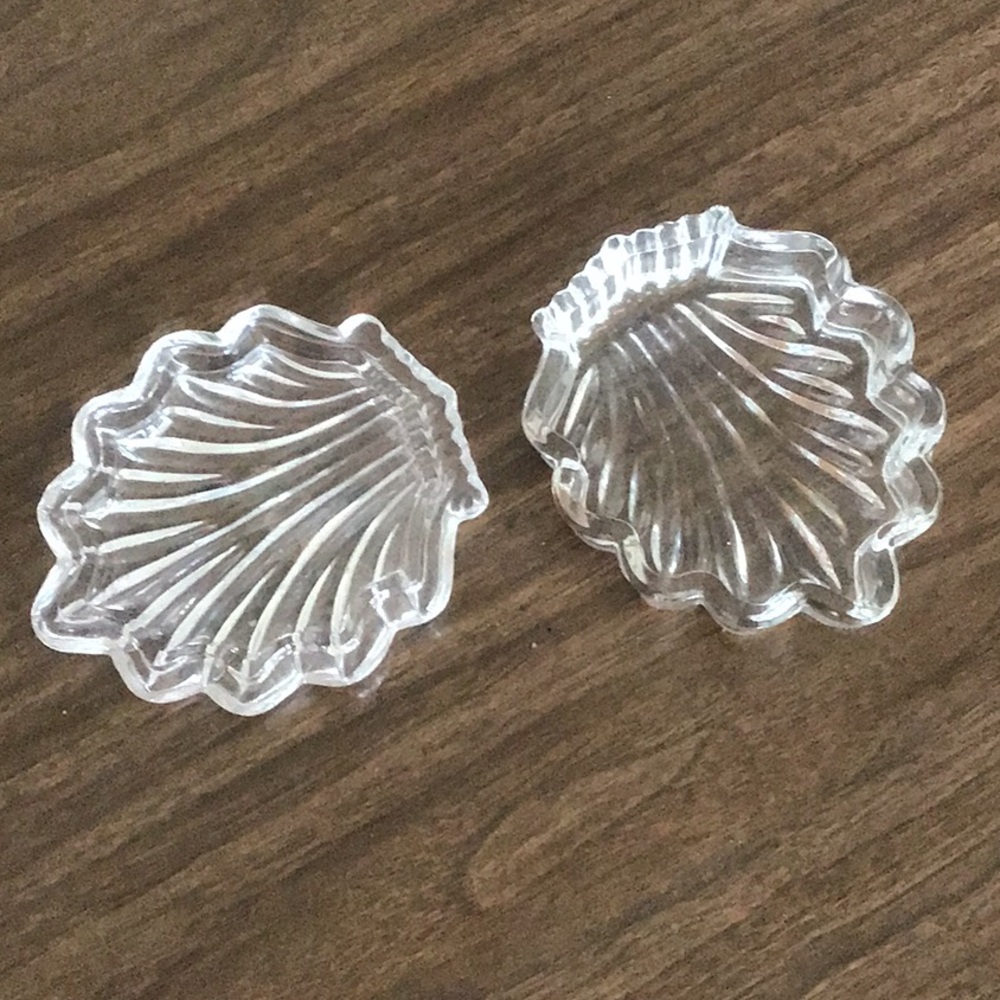 Small glass trinket dish
